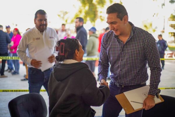 Atención directa en Lo de Marcos: Héctor Santana encabeza la audiencia ciudadana número 23