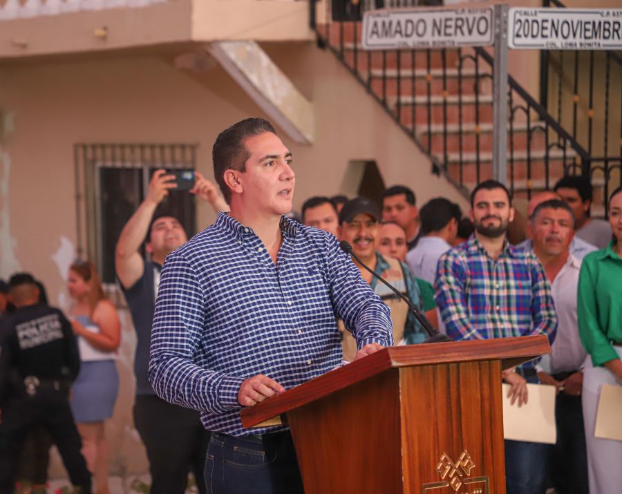 Obras, apoyo al pueblo y cero tolerancia a abusos: Héctor Santana rinde cuentas desde Bucerías