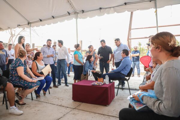 Héctor Santana encabeza la Audiencia Ciudadana número 33 desde San Juan Papachula.